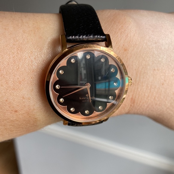 Kate Spade ♠️ wrist watch! - Picture 3 of 5